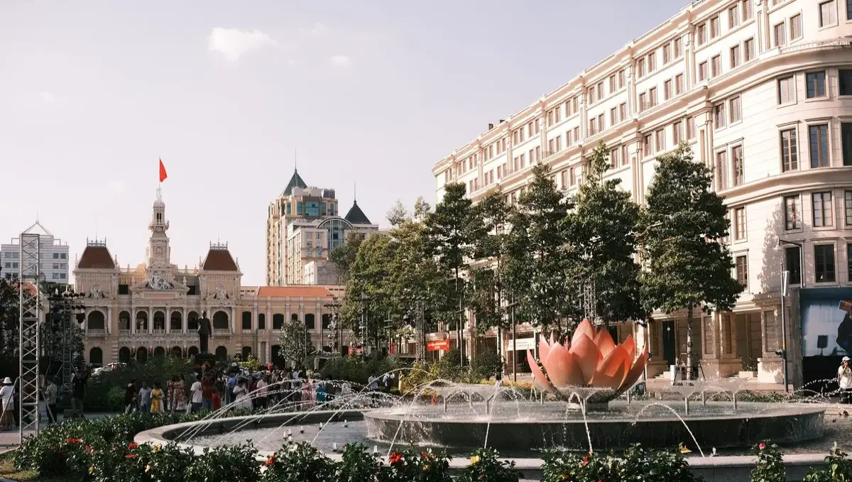 District 1 street view in Ho Chi Minh City